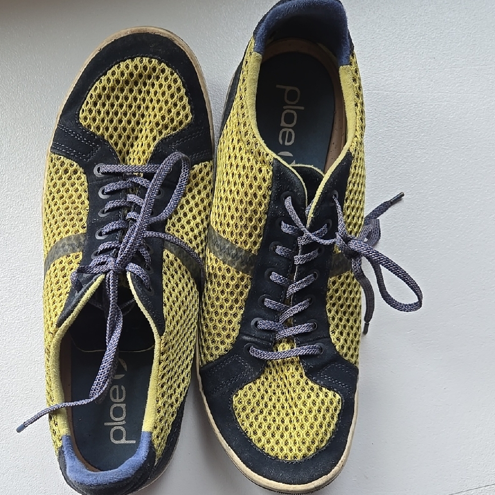 Plae Men's Yellow and Black Sneakers